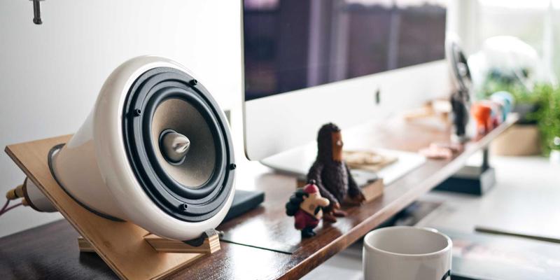 AZL商店深度对比：红色主题电商平台如何重塑在线购物体验